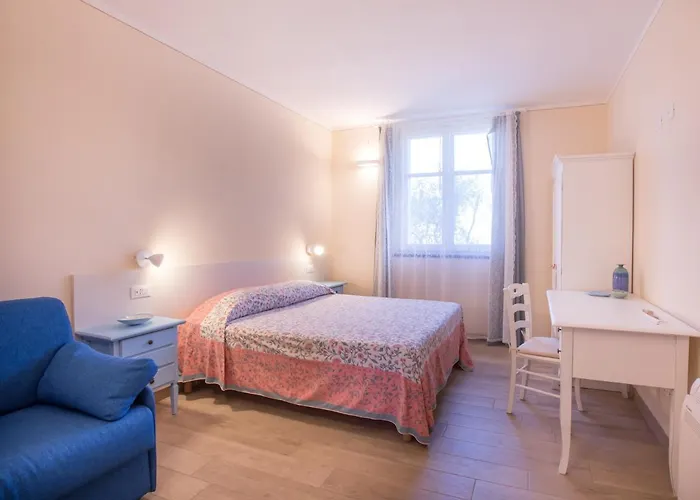 Affittacamere Creuza De Legnà 3*